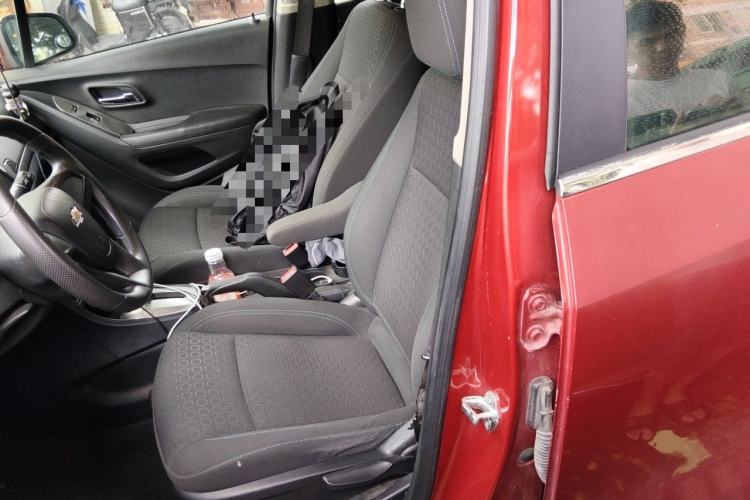 Used Chevrolet Trax 2014 1.4T Automatic Two-Wheel Drive Comfort Version Left Front Seat
