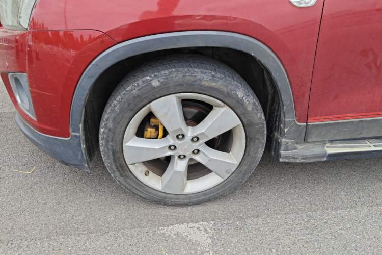 Used Chevrolet Trax 2014 1.4T Automatic Two-Wheel Drive Comfort Version Left Front Wheel Hub