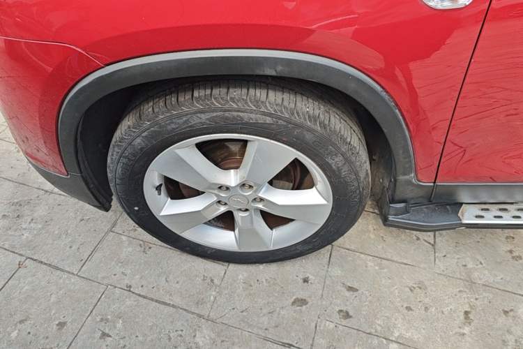 Used Chevrolet Trax 2014 1.4T Automatic Two-Wheel Drive Comfort Version Left Front Wheel Hub