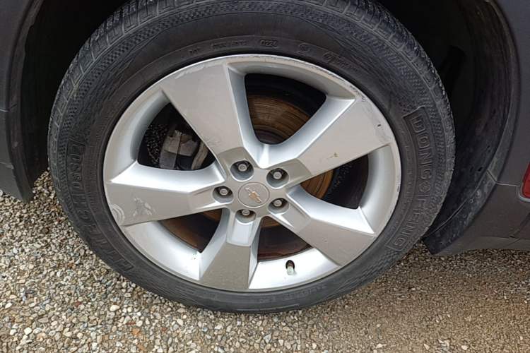 Used Chevrolet Trax 2014 1.4T Automatic Two-Wheel Drive Luxury Model Left Front Wheel Hub