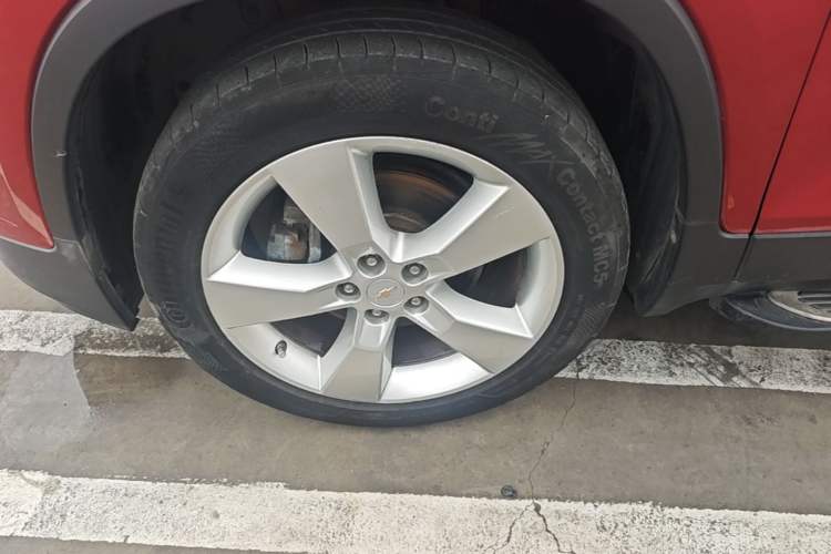 Used Chevrolet Trax 2014 1.4T Automatic Two-Wheel Drive Luxury Model Left Front Wheel Hub