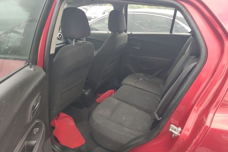 Used Chevrolet Trax 2014 1.4T Automatic Two-Wheel Drive Comfort Version Left Rear Seat