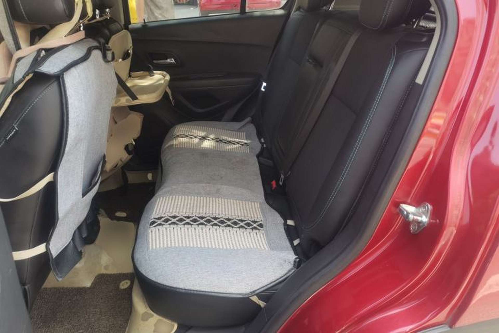 Used Chevrolet Trax 2014 1.4T Automatic Two-Wheel Drive Luxury Model Left Rear Seat