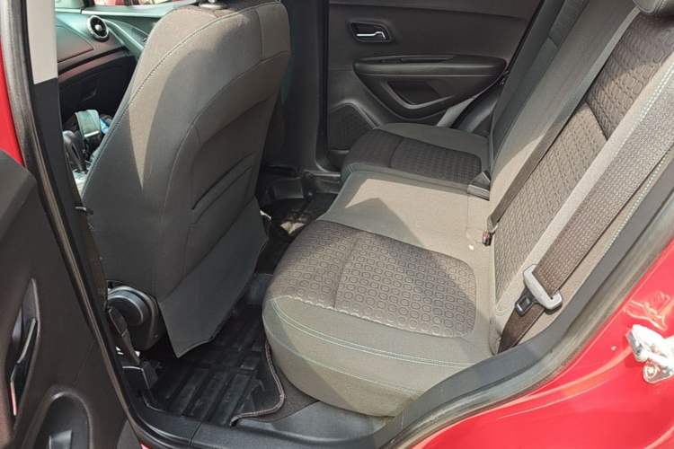 Used Chevrolet Trax 2014 1.4T Automatic Two-Wheel Drive Comfort Version Left Rear Seat