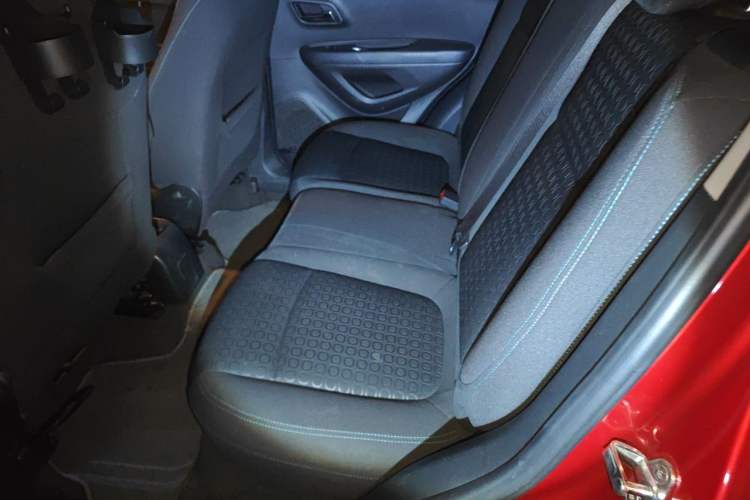 Used Chevrolet Trax 2014 1.4T Automatic Two-Wheel Drive Comfort Version Left Rear Seat