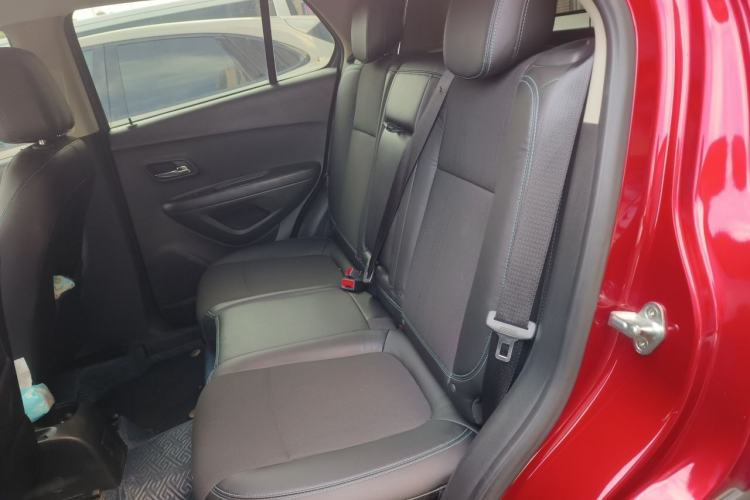 Used Chevrolet Trax 2014 1.4T Automatic Two-Wheel Drive Luxury Model Left Rear Seat