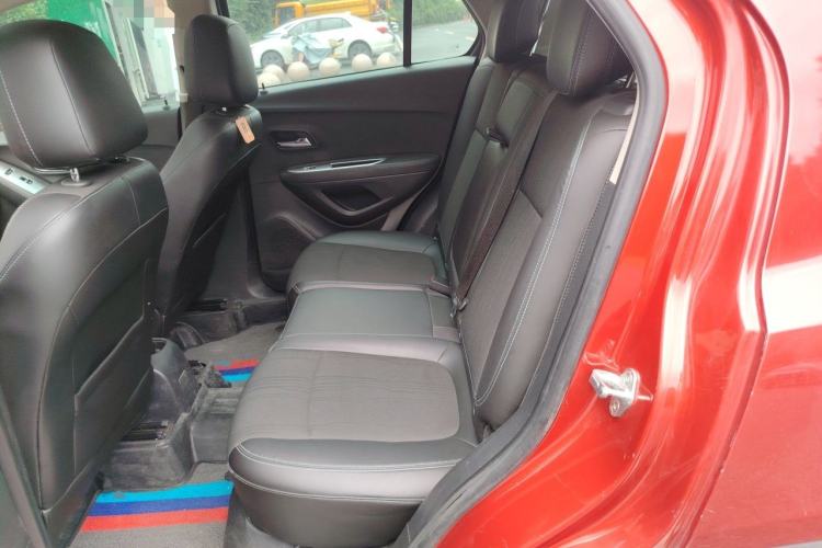 Used Chevrolet Trax 2014 1.4T Automatic Two-Wheel Drive Luxury Model Left Rear Seat