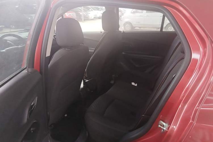 Used Chevrolet Trax 2014 1.4T Automatic Two-Wheel Drive Comfort Version Left Rear Seat