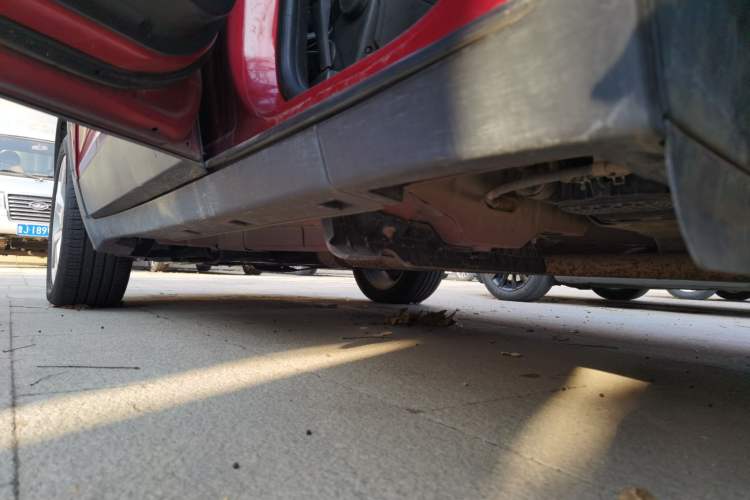 Used Chevrolet Trax 2014 1.4T Automatic Two-Wheel Drive Comfort Version Left Side Sill