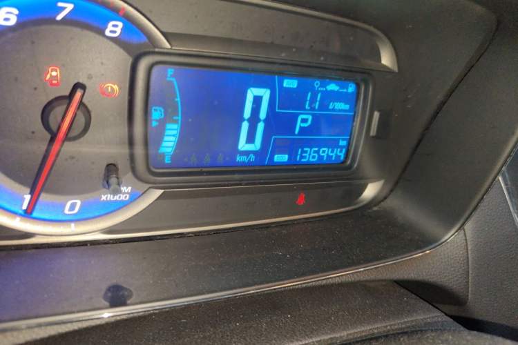 Used Chevrolet Trax 2014 1.4T Automatic Two-Wheel Drive Comfort Version Odometer Close Up