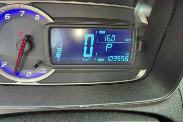 Used Chevrolet Trax 2014 1.4T Automatic All-Wheel Drive Flagship Version Odometer Close Up