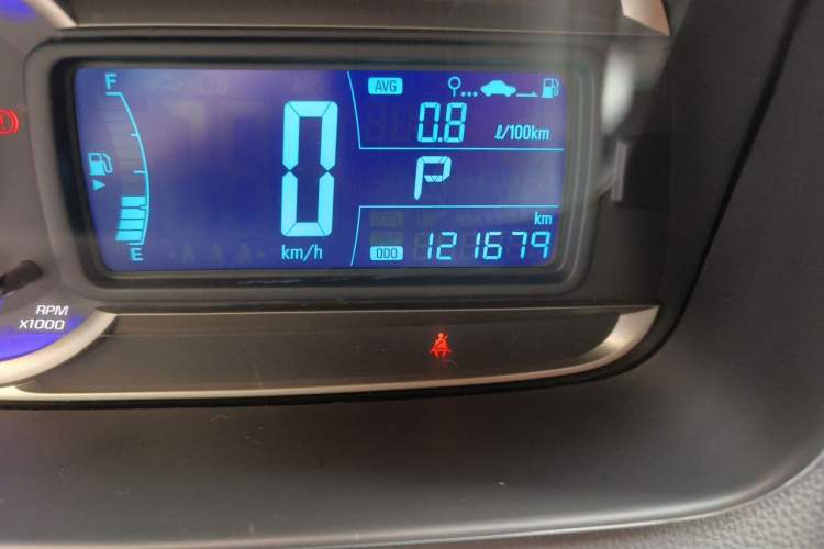 Used Chevrolet Trax 2014 1.4T Automatic Two-Wheel Drive Luxury Model Odometer Close Up