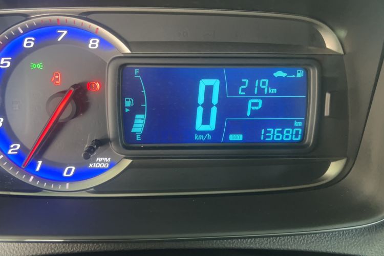 Used Chevrolet Trax 2014 1.4T Automatic All-Wheel Drive Flagship Version Odometer Close Up