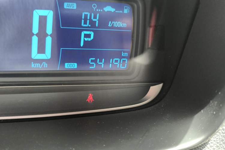 Used Chevrolet Trax 2014 1.4T Automatic Two-Wheel Drive Comfort Version Odometer Close Up