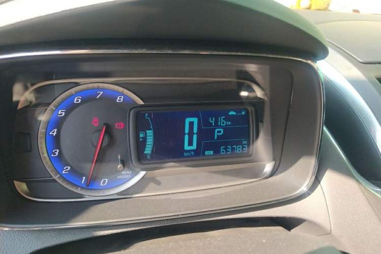 Used Chevrolet Trax 2014 1.4T Automatic All-Wheel Drive Flagship Version Odometer Close Up