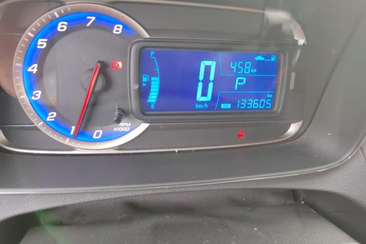 Used Chevrolet Trax 2014 1.4T Automatic Two-Wheel Drive Luxury Model Odometer Close Up
