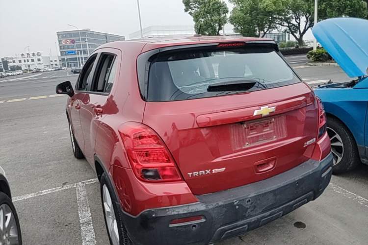 Used Chevrolet Trax 2014 1.4T Manual Two-Wheel Drive Comfort Model Rear Left 45 Deg
