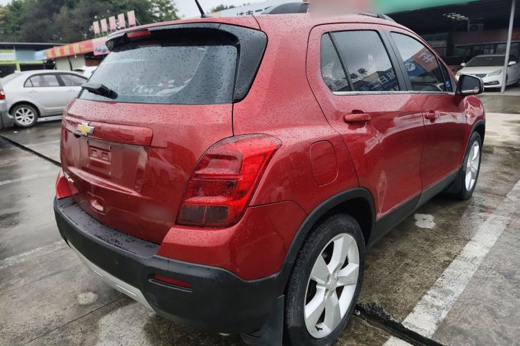 Used Chevrolet Trax 2014 1.4T Automatic Two-Wheel Drive Luxury Model Rear Right 45 Deg