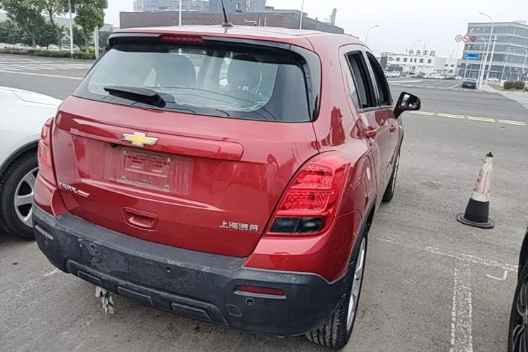 Used Chevrolet Trax 2014 1.4T Manual Two-Wheel Drive Comfort Model Rear Right 45 Deg