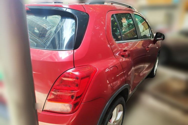 Used Chevrolet Trax 2014 1.4T Automatic Two-Wheel Drive Luxury Model Rear Right 45 Deg