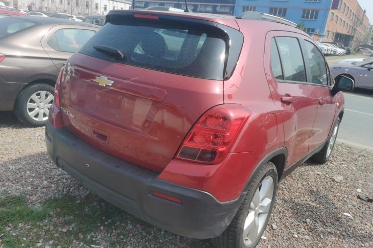 Used Chevrolet Trax 2014 1.4T Manual Two-Wheel Drive Comfort Model Rear Right 45 Deg