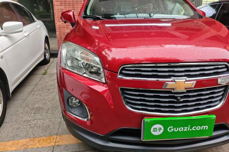 Used Chevrolet Trax 2014 1.4T Automatic Two-Wheel Drive Comfort Version Right Front Headlight