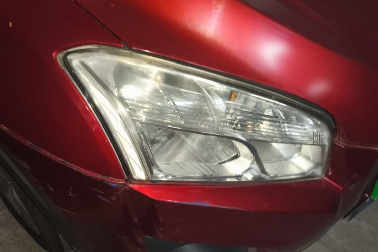 Used Chevrolet Trax 2014 1.4T Manual Two-Wheel Drive Comfort Model Right Front Headlight
