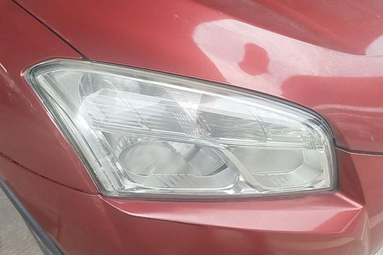 Used Chevrolet Trax 2014 1.4T Automatic Two-Wheel Drive Comfort Version Right Front Headlight