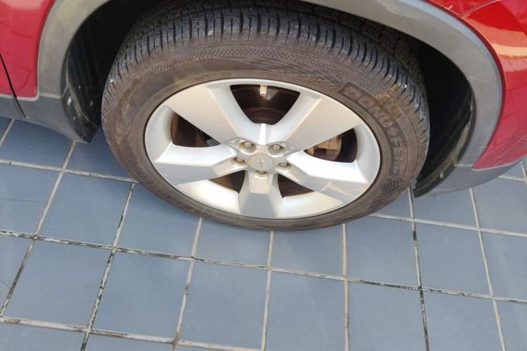 Used Chevrolet Trax 2014 1.4T Automatic Two-Wheel Drive Comfort Version Right Front Wheel Hub