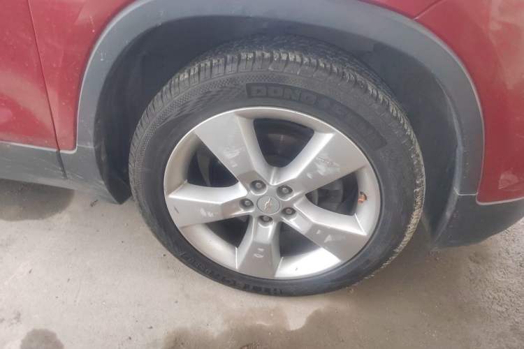 Used Chevrolet Trax 2014 1.4T Automatic Two-Wheel Drive Luxury Model Right Front Wheel Hub
