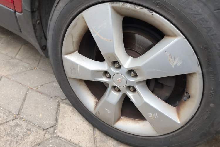 Used Chevrolet Trax 2014 1.4T Automatic Two-Wheel Drive Comfort Version Right Front Wheel Hub