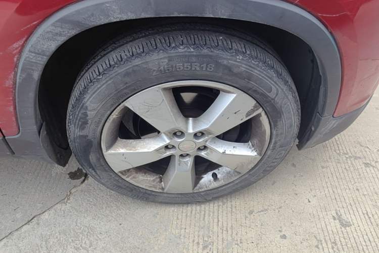 Used Chevrolet Trax 2014 1.4T Automatic Two-Wheel Drive Luxury Model Right Front Wheel Hub