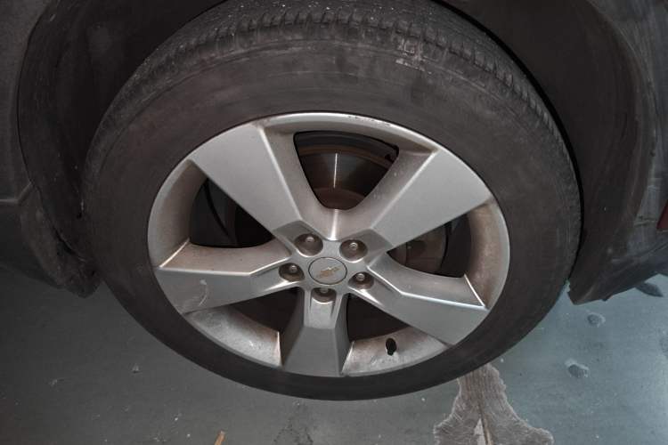 Used Chevrolet Trax 2014 1.4T Automatic Two-Wheel Drive Comfort Version Right Front Wheel Hub