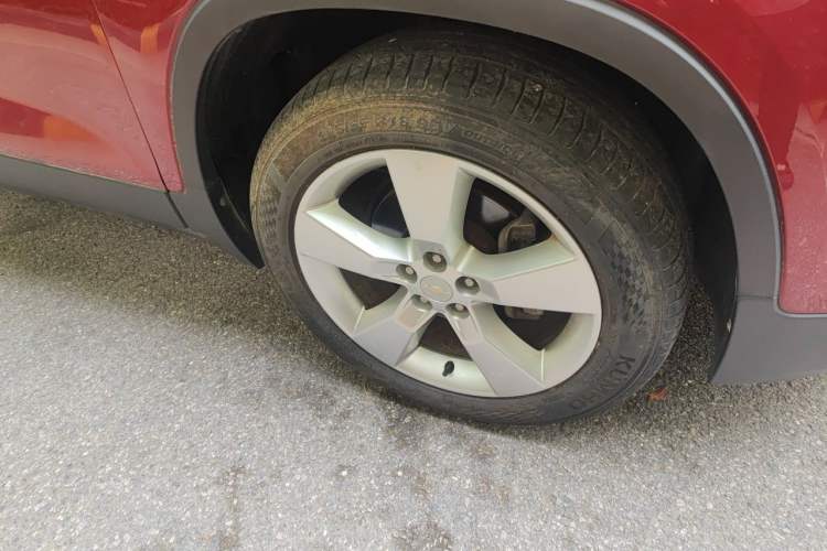 Used Chevrolet Trax 2014 1.4T Automatic All-Wheel Drive Flagship Version Right Front Wheel Hub