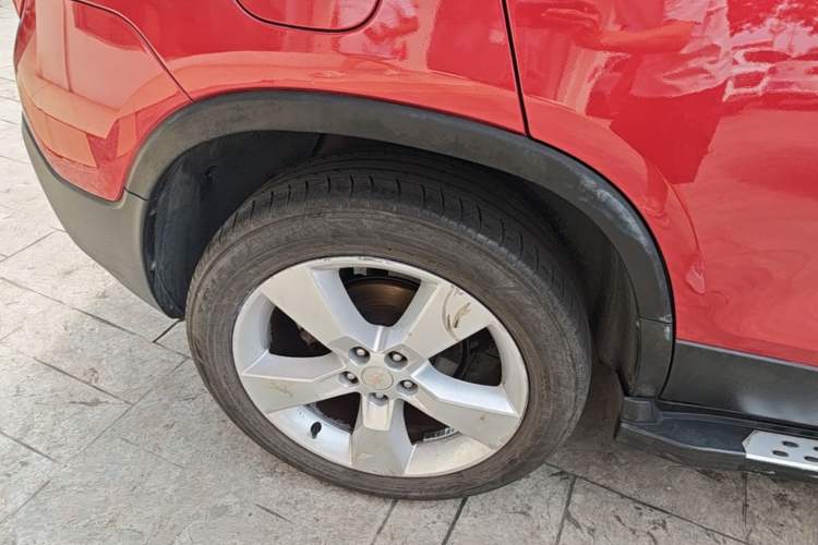 Used Chevrolet Trax 2014 1.4T Automatic Two-Wheel Drive Comfort Version Right Rear Wheel Hub