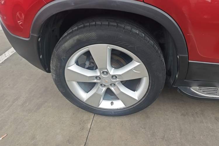 Used Chevrolet Trax 2014 1.4T Automatic Two-Wheel Drive Luxury Model Right Rear Wheel Hub