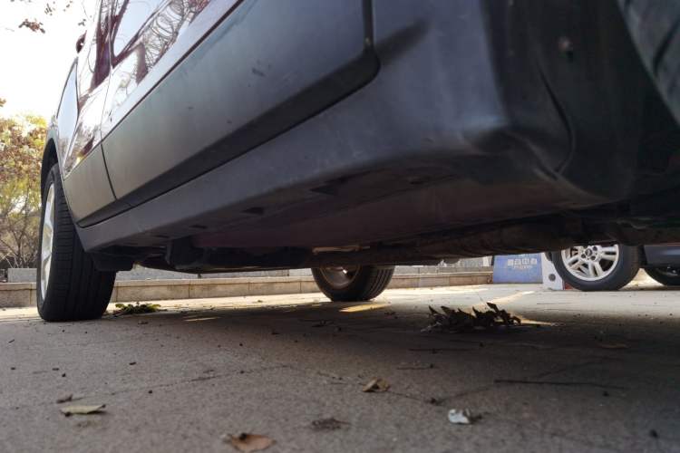 Used Chevrolet Trax 2014 1.4T Automatic Two-Wheel Drive Comfort Version Right Side Sill