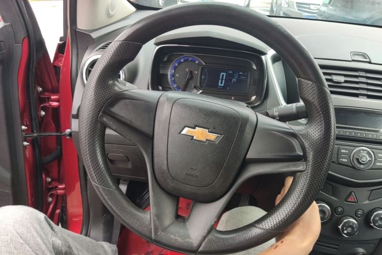 Used Chevrolet Trax 2014 1.4T Automatic Two-Wheel Drive Comfort Version Steering Wheel