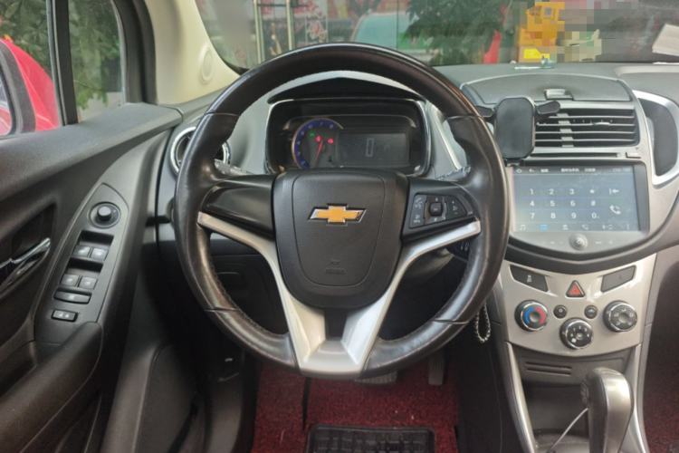 Used Chevrolet Trax 2014 1.4T Automatic Two-Wheel Drive Luxury Model Steering Wheel