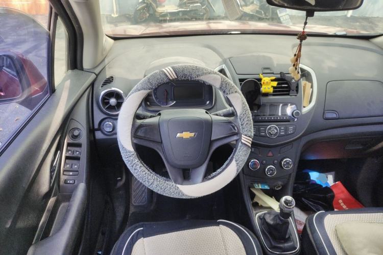 Used Chevrolet Trax 2014 1.4T Manual Two-Wheel Drive Comfort Model Steering Wheel