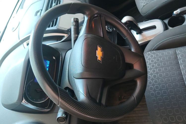 Used Chevrolet Trax 2014 1.4T Automatic Two-Wheel Drive Comfort Version Steering Wheel