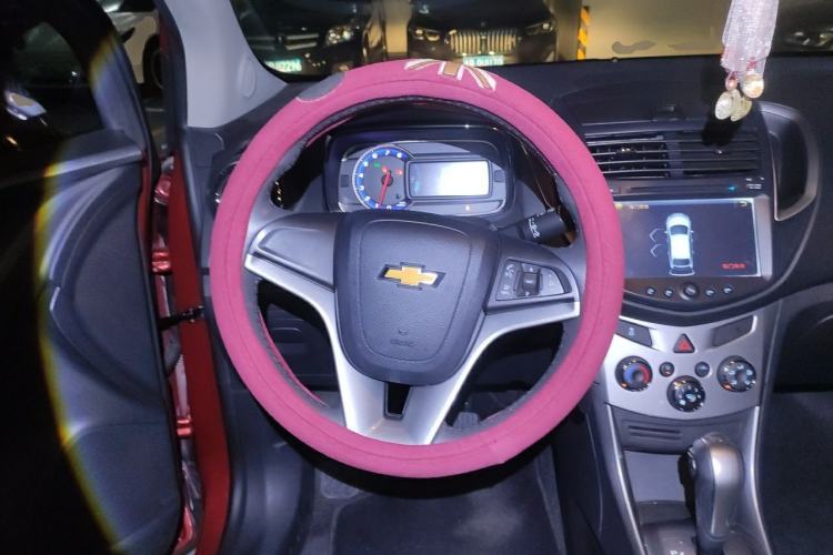 Used Chevrolet Trax 2014 1.4T Automatic Two-Wheel Drive Luxury Model Steering Wheel