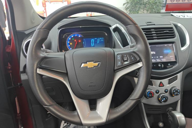 Used Chevrolet Trax 2014 1.4T Automatic All-Wheel Drive Flagship Version Steering Wheel