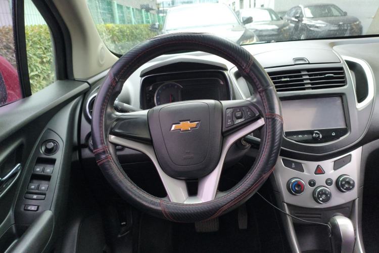 Used Chevrolet Trax 2014 1.4T Automatic Two-Wheel Drive Luxury Model Steering Wheel