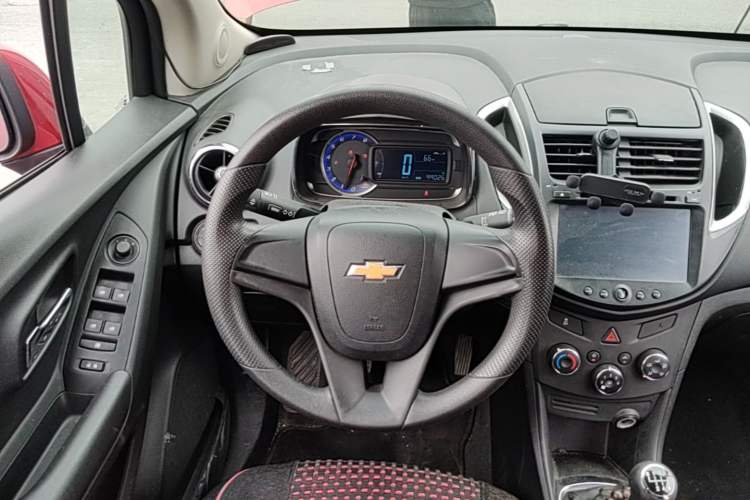 Used Chevrolet Trax 2014 1.4T Manual Two-Wheel Drive Comfort Model Steering Wheel