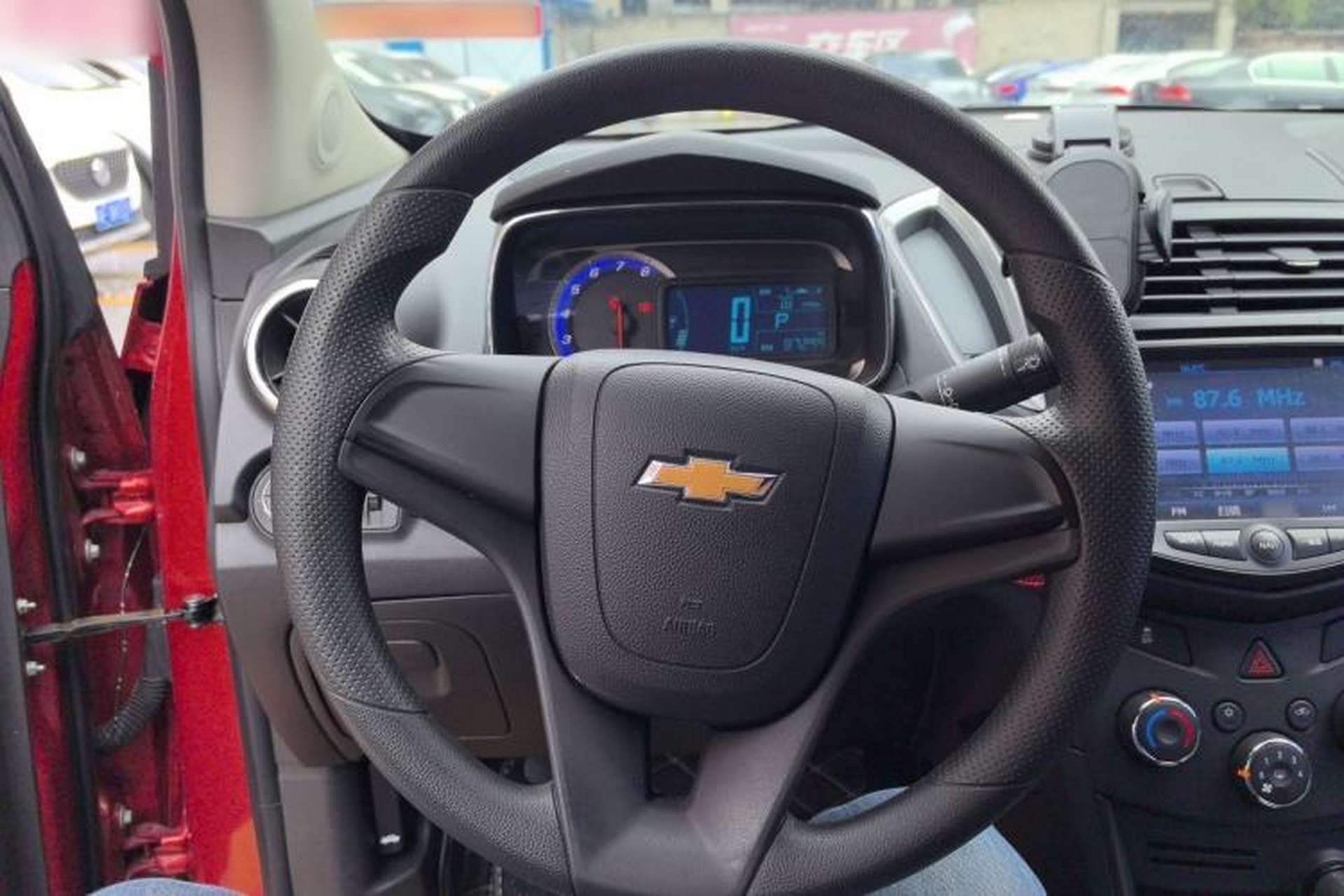 Used Chevrolet Trax 2014 1.4T Automatic Two-Wheel Drive Comfort Version Steering Wheel