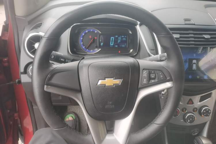 Used Chevrolet Trax 2014 1.4T Automatic Two-Wheel Drive Luxury Model Steering Wheel