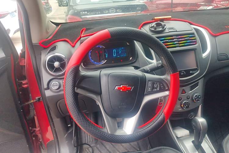 Used Chevrolet Trax 2014 1.4T Automatic Two-Wheel Drive Luxury Model Steering Wheel
