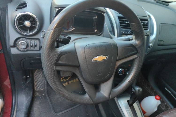 Used Chevrolet Trax 2014 1.4T Automatic Two-Wheel Drive Comfort Version Steering Wheel