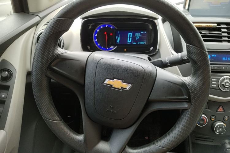 Used Chevrolet Trax 2014 1.4T Automatic Two-Wheel Drive Comfort Version Steering Wheel